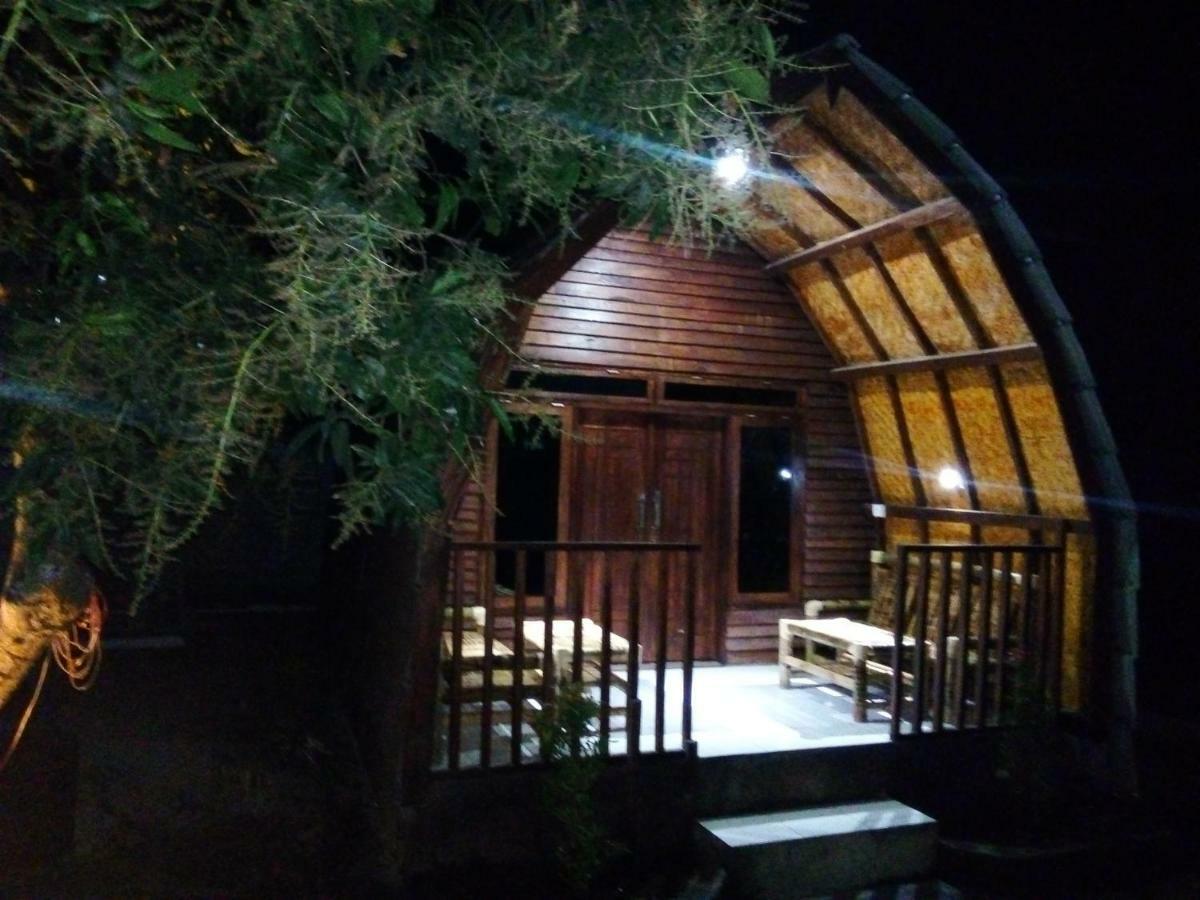 Bale Hostel Kuta  Exteriör bild