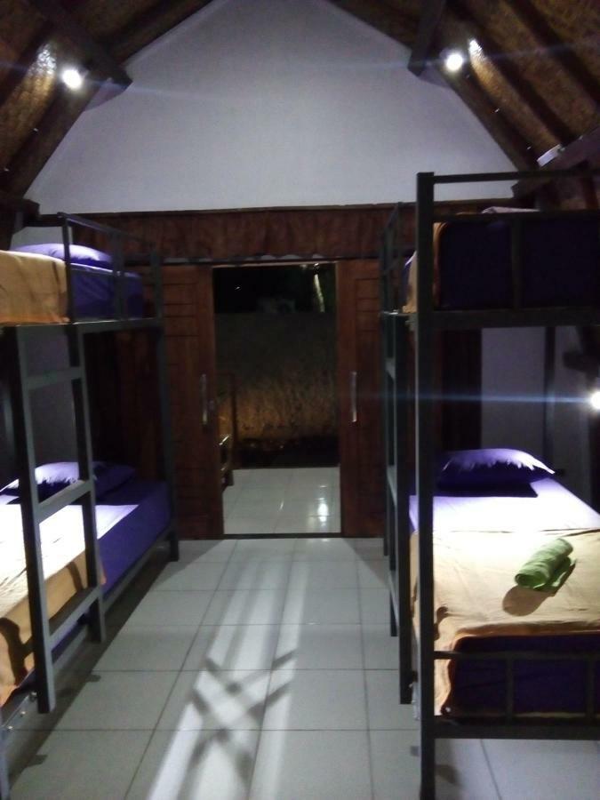 Bale Hostel Kuta  Exteriör bild