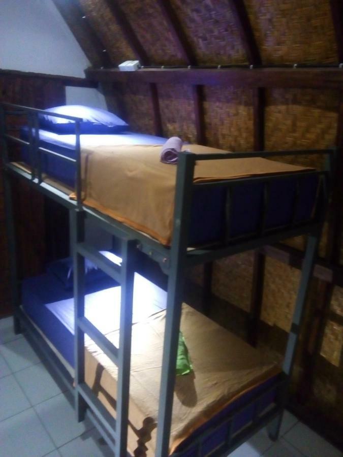 Bale Hostel Kuta  Exteriör bild