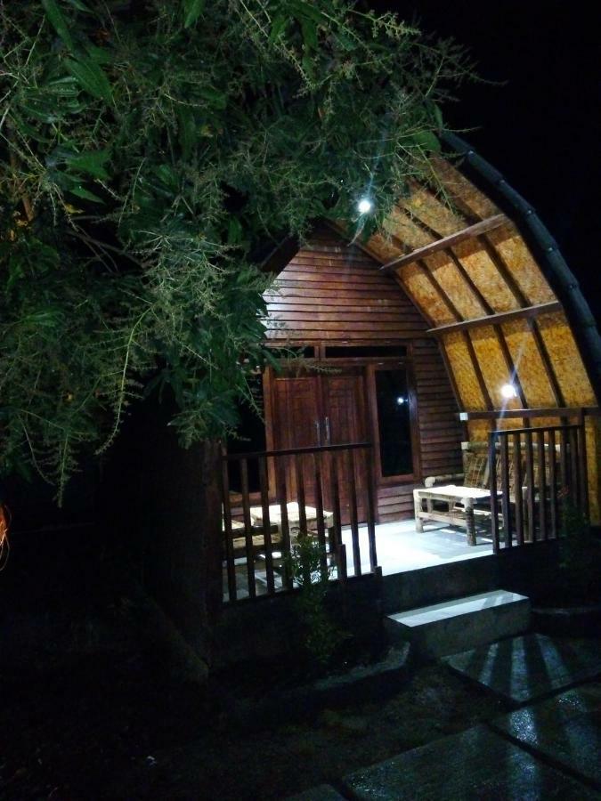 Bale Hostel Kuta  Exteriör bild