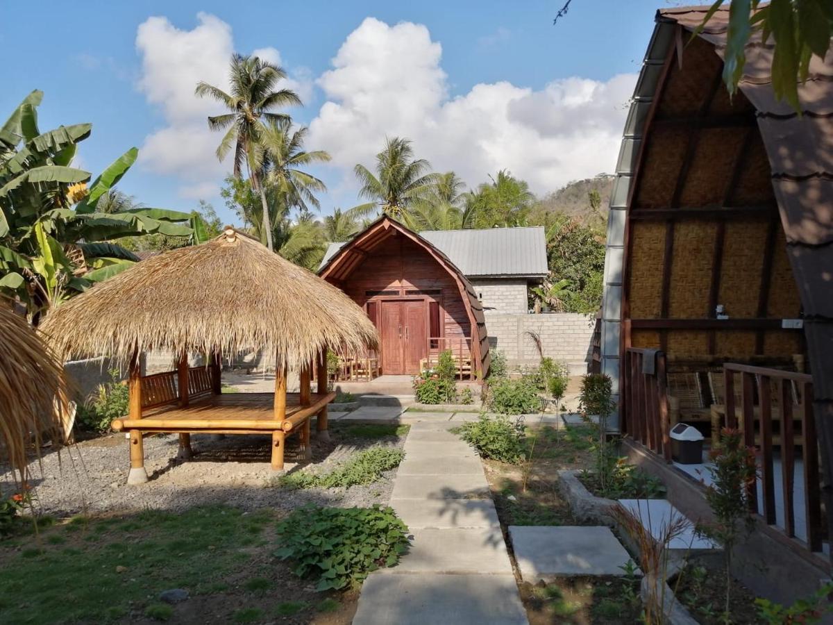 Bale Hostel Kuta  Exteriör bild